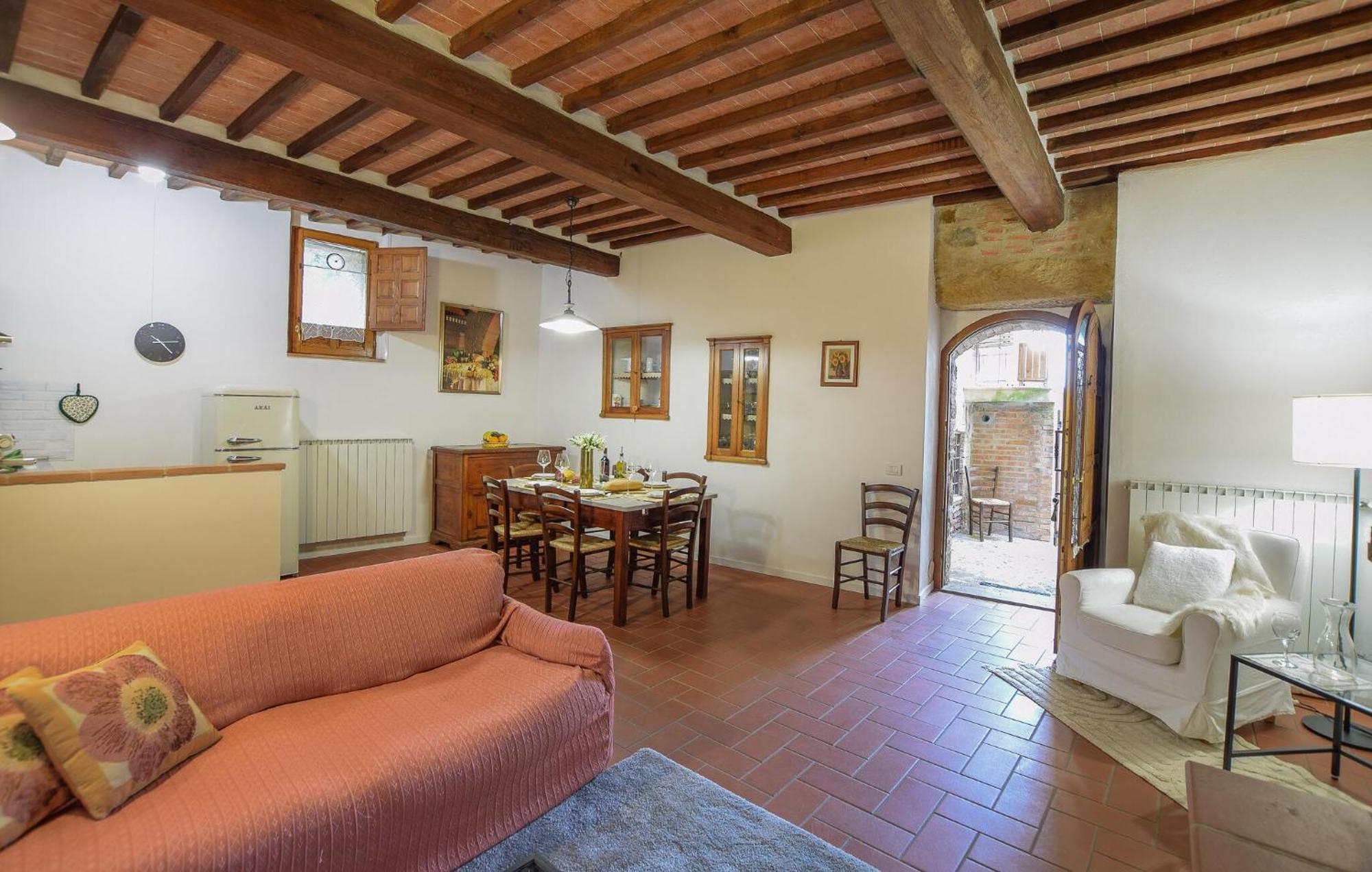 Cozy Apartment In Monticchiello With Wi-Fi Екстериор снимка