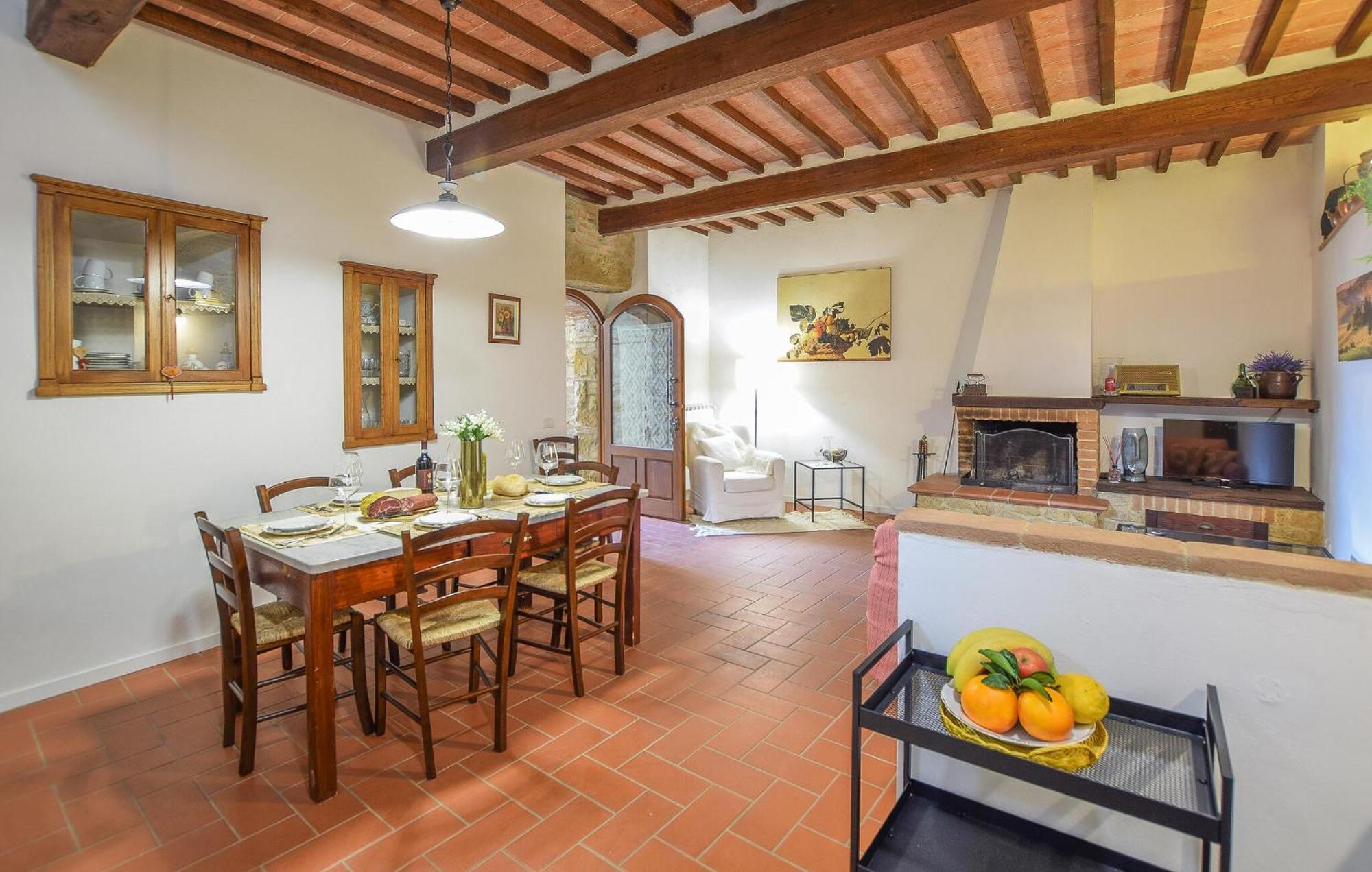 Cozy Apartment In Monticchiello With Wi-Fi Екстериор снимка