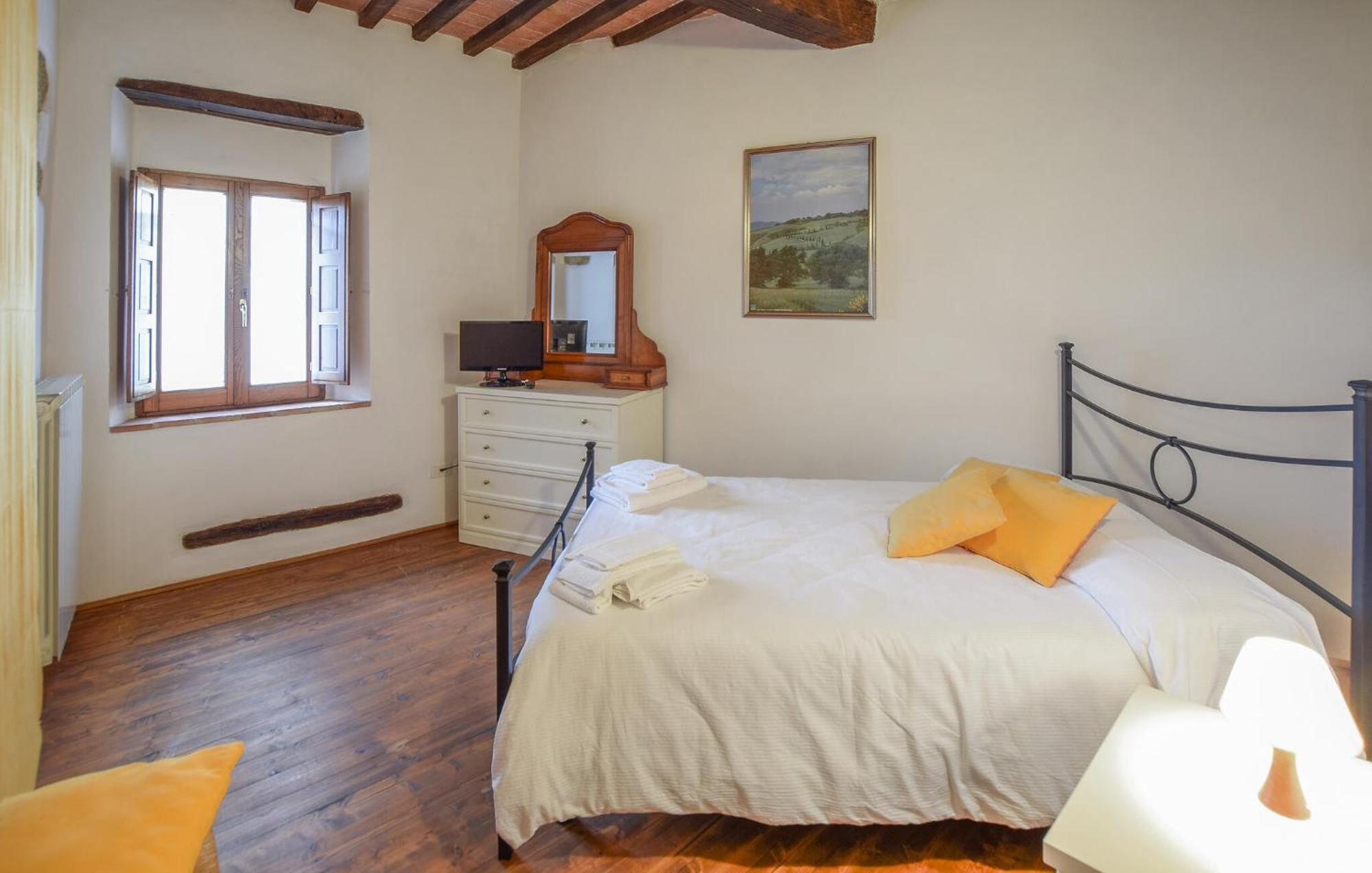 Cozy Apartment In Monticchiello With Wi-Fi Екстериор снимка